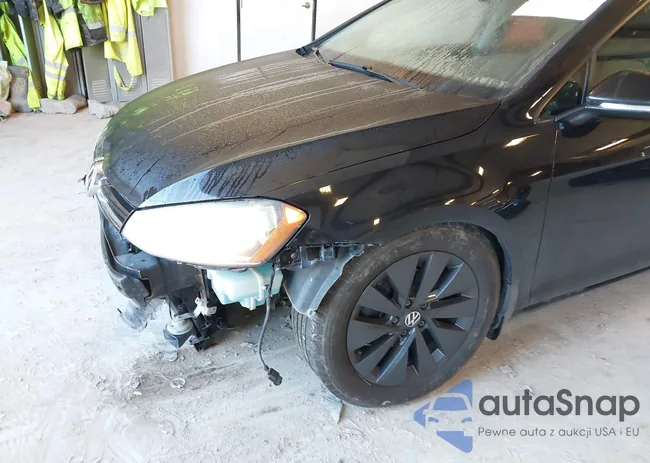 3VW2A7AU4FM012817: 43123456