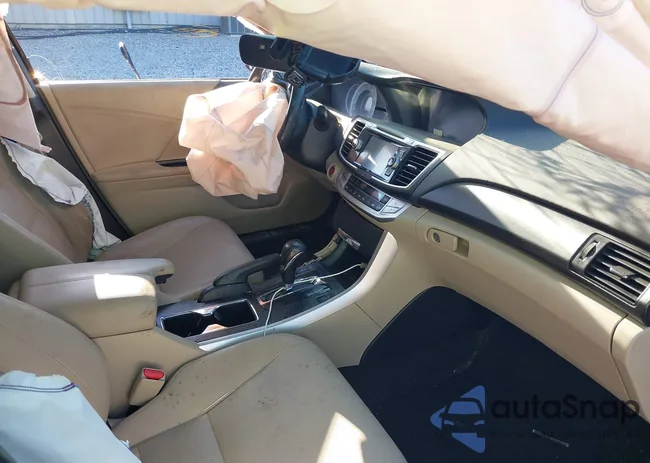 1HGCR2F86DA125226: 43123473