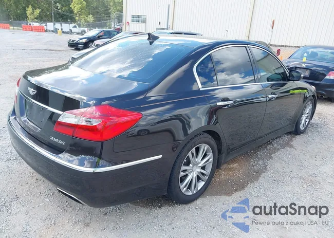 KMHGC4DD3EU264710: 43122762