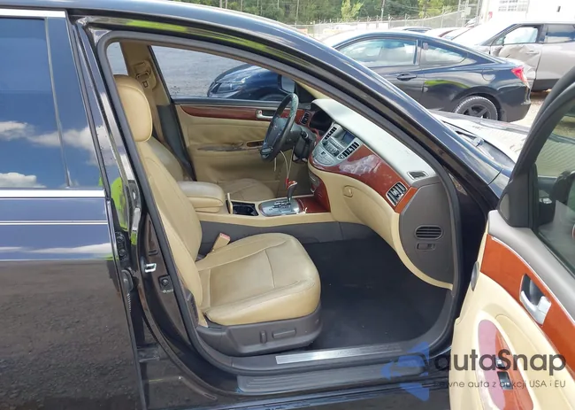 KMHGC4DD3EU264710: 43122762