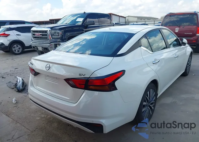 1N4BL4DV5PN382929: 43122832