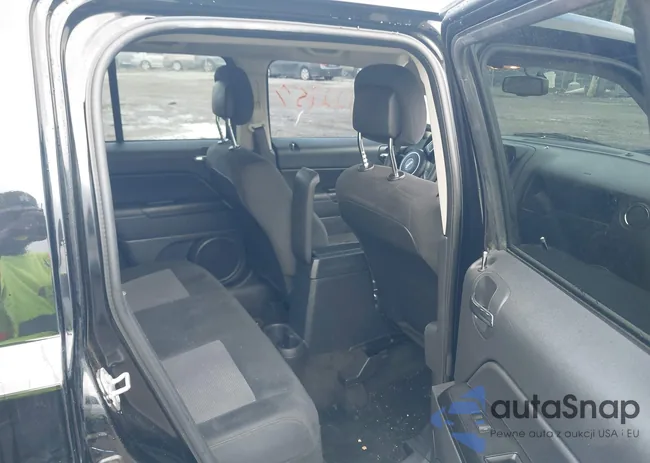 1C4NJRBB5HD133928: 43122857