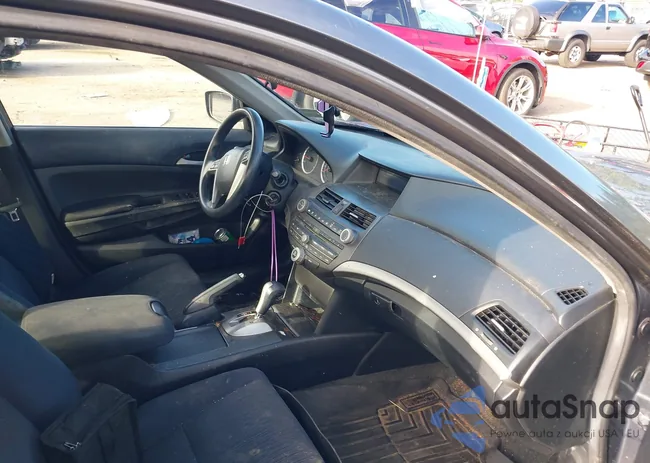 1HGCP2F39CA100815: 43122914