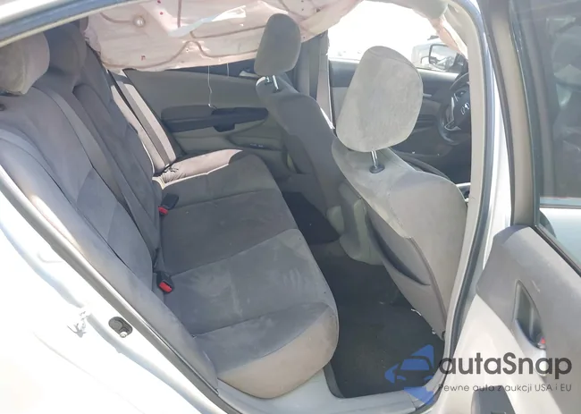 1HGCP263X9A053643: 43124082