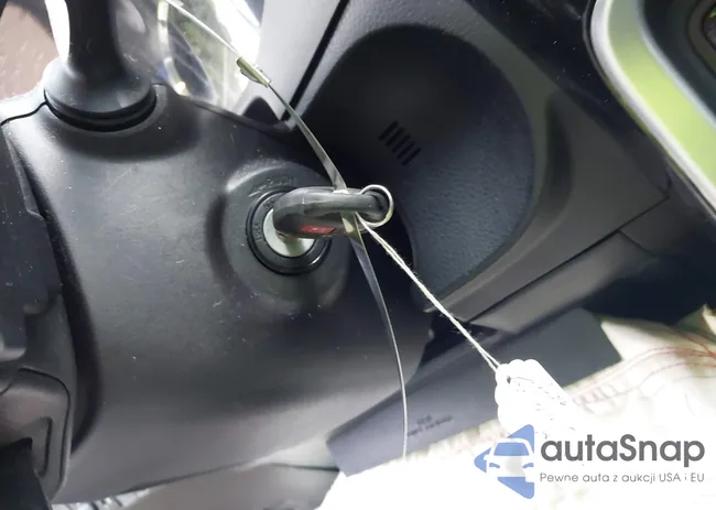 2T1BURHE9JC020434: 43124084