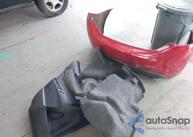 2T1BURHE4EC203567: 43124095