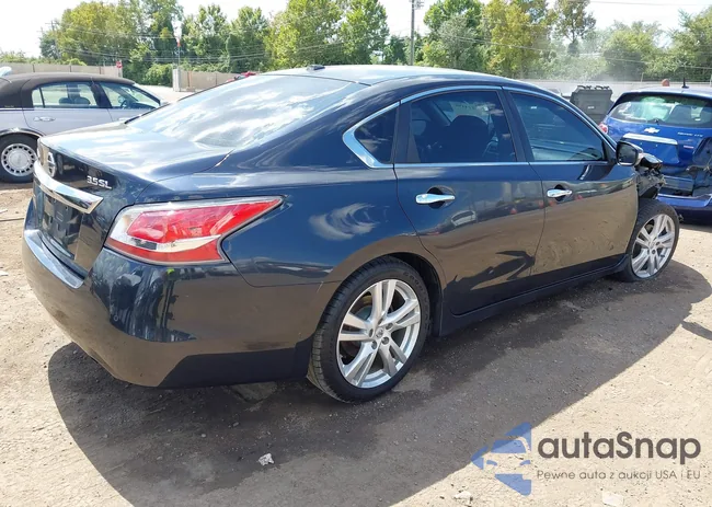 1N4BL3AP3FC569189: 43124198