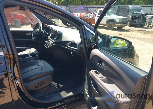 2C4RC1BG5SR558093: 43124281