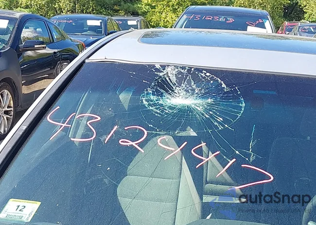 1HGCP26798A074680: 43124417