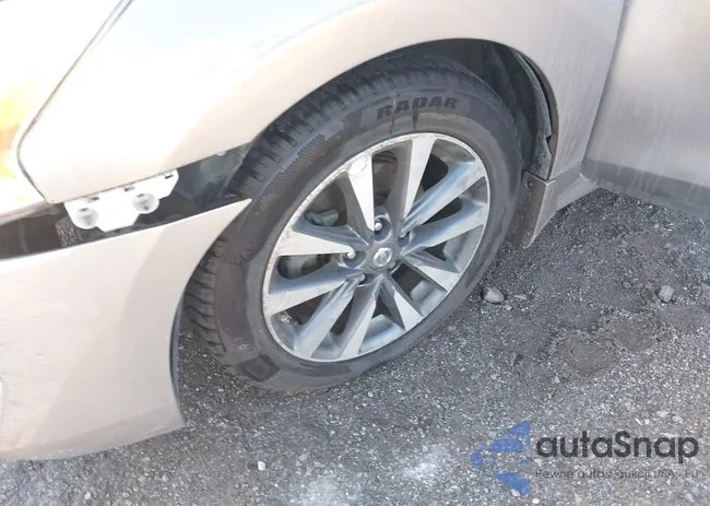 1N4AL3AP5EC104116: 43124461