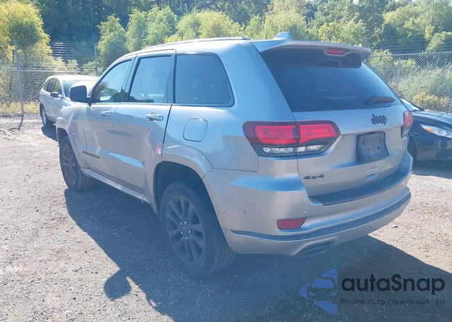 1C4RJFCG8JC376056: 43124552