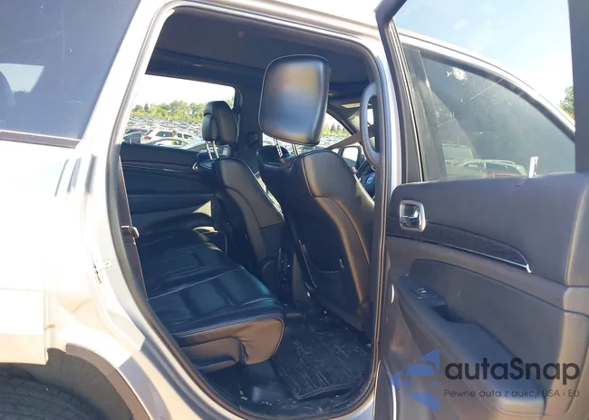 1C4RJFCG8JC376056: 43124552