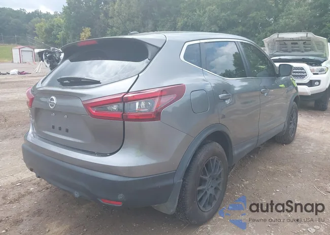 JN1BJ1CV8LW549596: 43124594