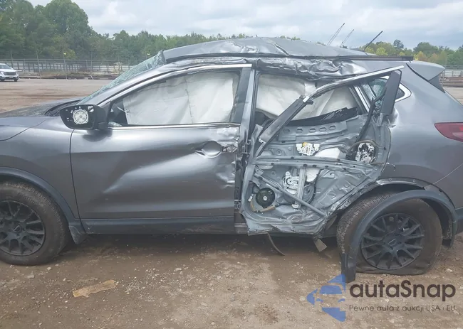 JN1BJ1CV8LW549596: 43124594