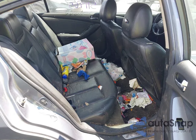 1N4AL2AP6AN511905: 43123694