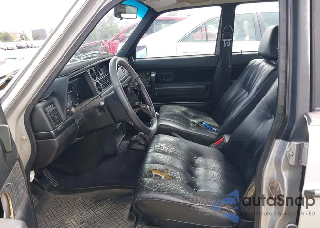 YV1AX8844F1130933: 43123794