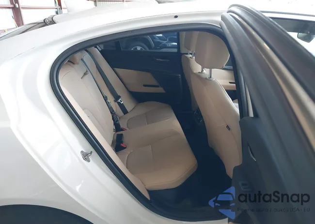 SAJAD4BNXHCP12116: 43123799