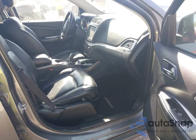 3C4PDCDG7DT666454: 43123893