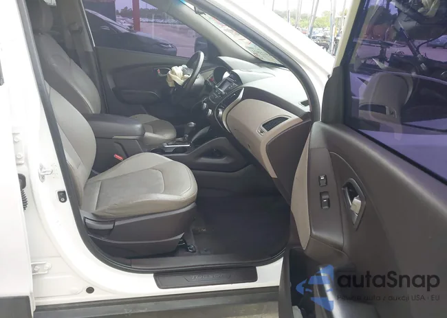 KM8JU3AG5FU046121: 43123923