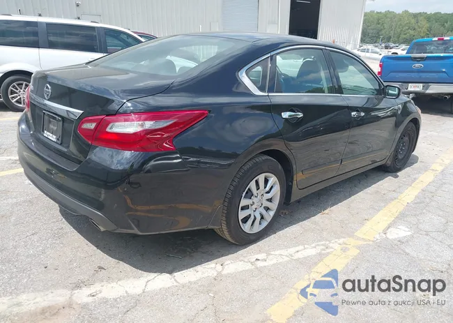 1N4AL3AP0JC184368: 43123942