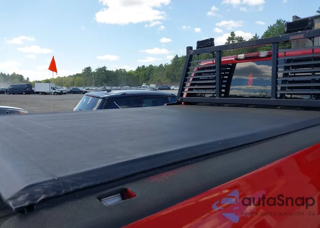 1GCNKPE09BZ262387: 43125077