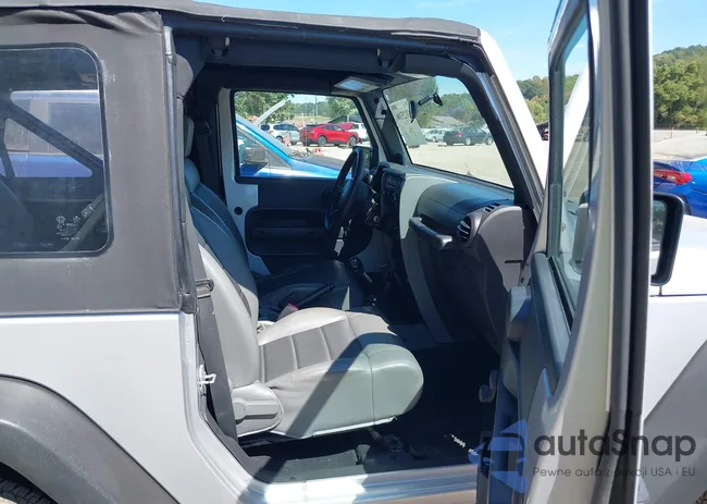 1J4FA24138L619086: 43125106