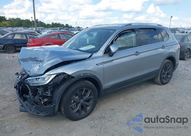 3VV2B7AX9RM107602: 43125189