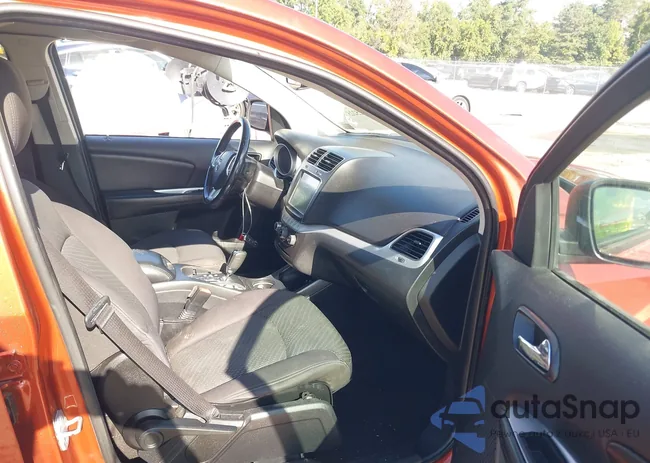 3C4PDCBG0DT712032: 43125225