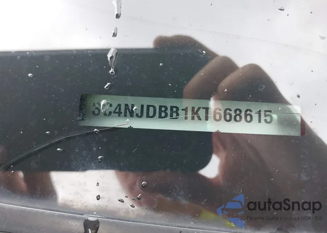 3C4NJDBB1KT668615: 43125312