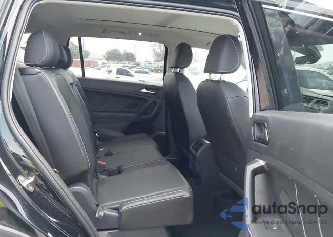 3VVNB7AX7RM200129: 43125375