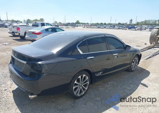 1HGCR2E56FA186067: 43125385