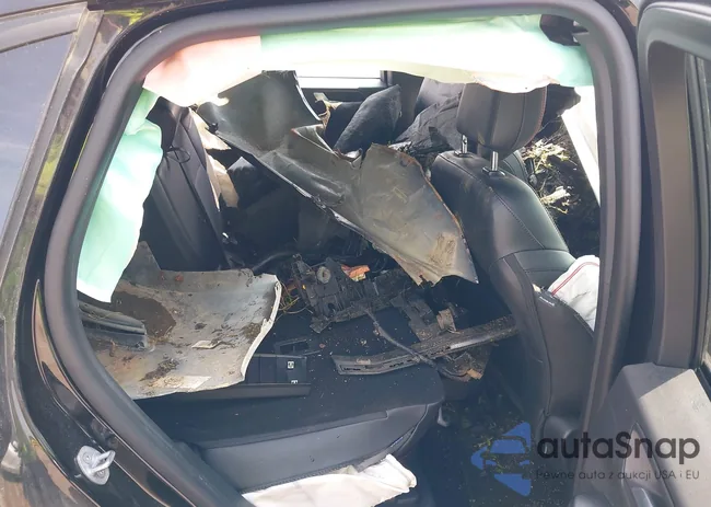 1FMCU9MN4PUA90425: 43125411