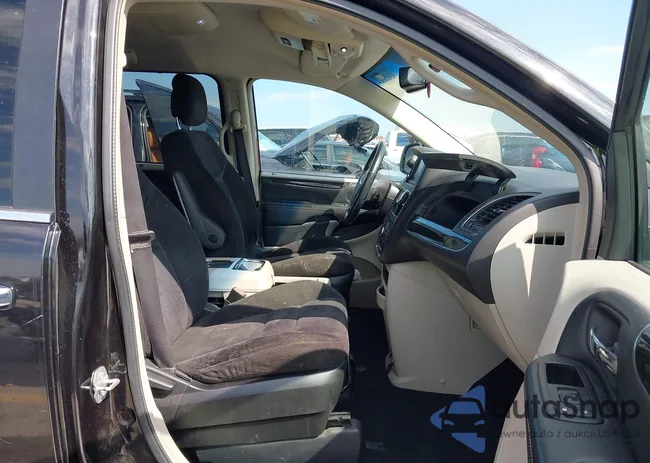 2C4RC1BGXFR520719: 43125524