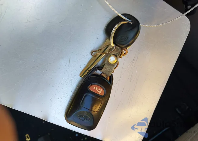 KMHDH4AE8CU335723: 43125557