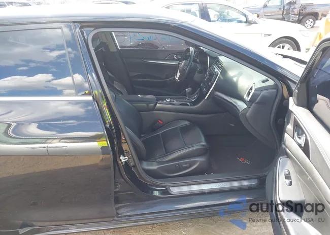 1N4AA6AV0KC376672: 43125624