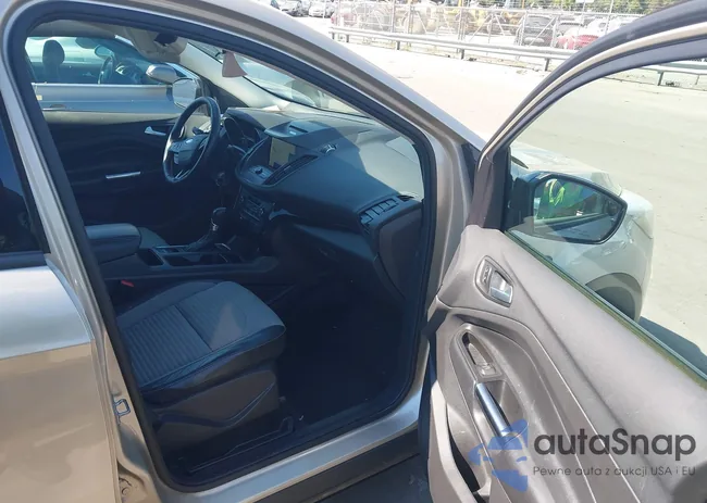 1FMCU9GD6HUE00854: 43124727