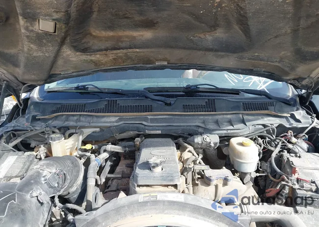 3C6UR5PL8DG533758: 43124728