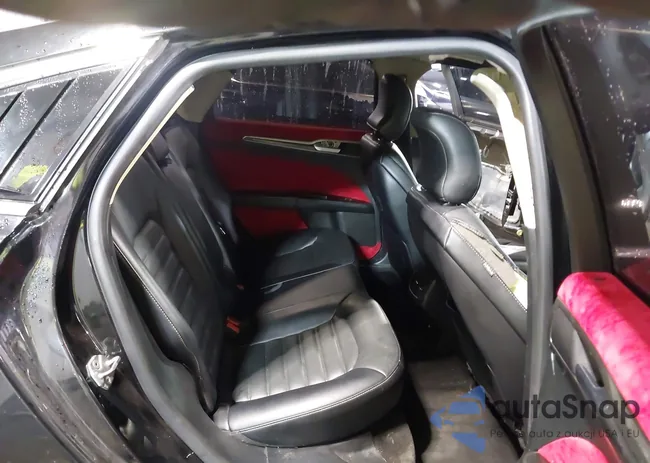 3FA6P0T90HR242630: 43124882