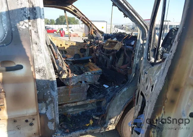 1FTYR1YM1JKB16237: 43125048