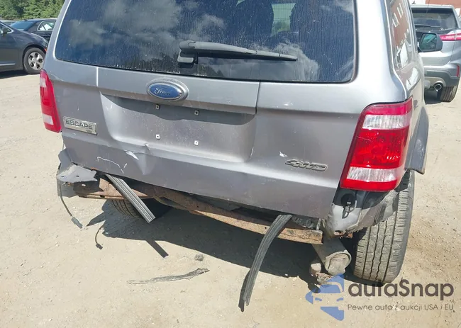 1FMCU93158KA03725: 43125058