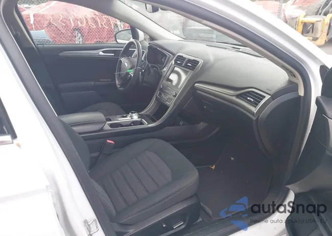 3FA6P0T92LR158009: 43126133