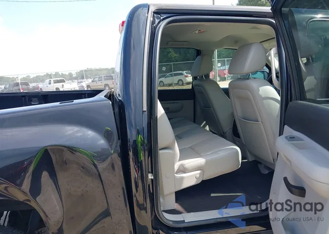 3GCEC13087G519799: 43126205