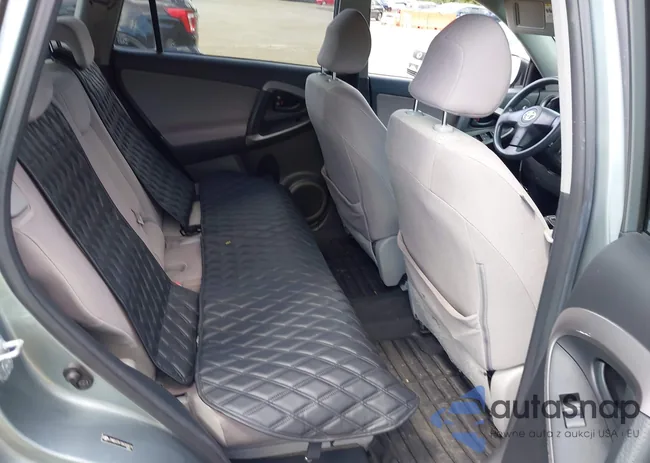 JTMBD33V186065874: 43126477