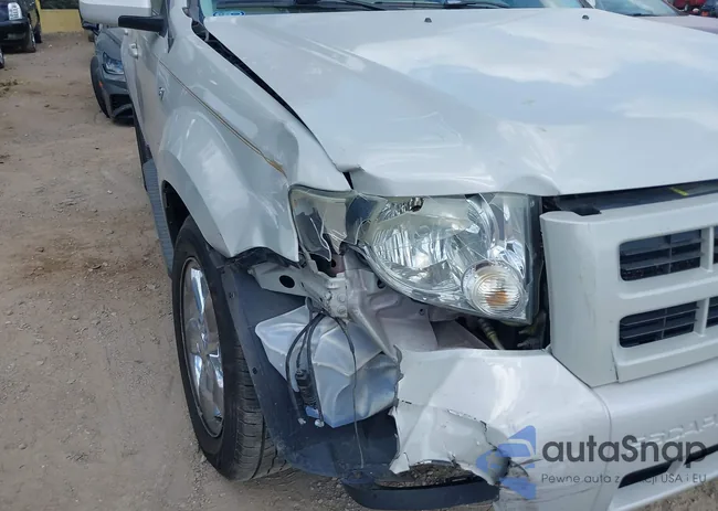 1FMCU041X8KD14979: 43126567