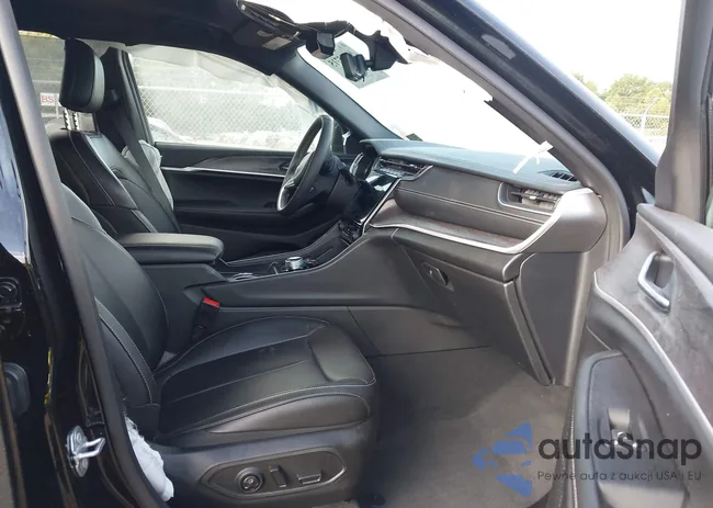 1C4RJKBGXS8674655: 43125715