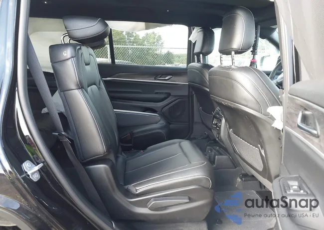 1C4RJKBGXS8674655: 43125715