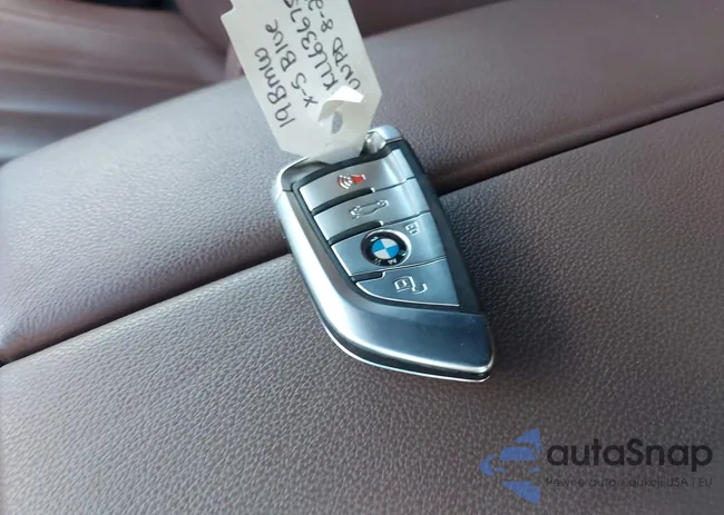 5UXCR6C58KLL63675: 43125725