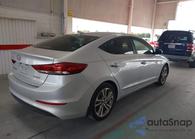 5NPD84LF8HH023221: 43125742