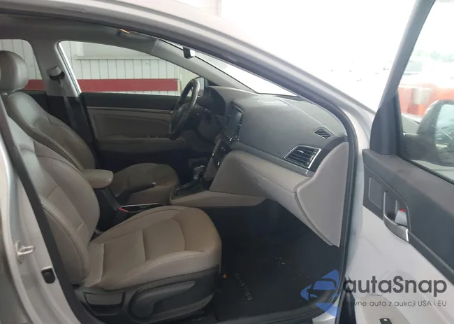 5NPD84LF8HH023221: 43125742