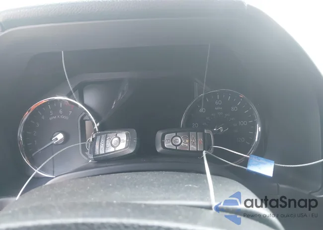 1FMJU2ATXJEA19006: 43125786